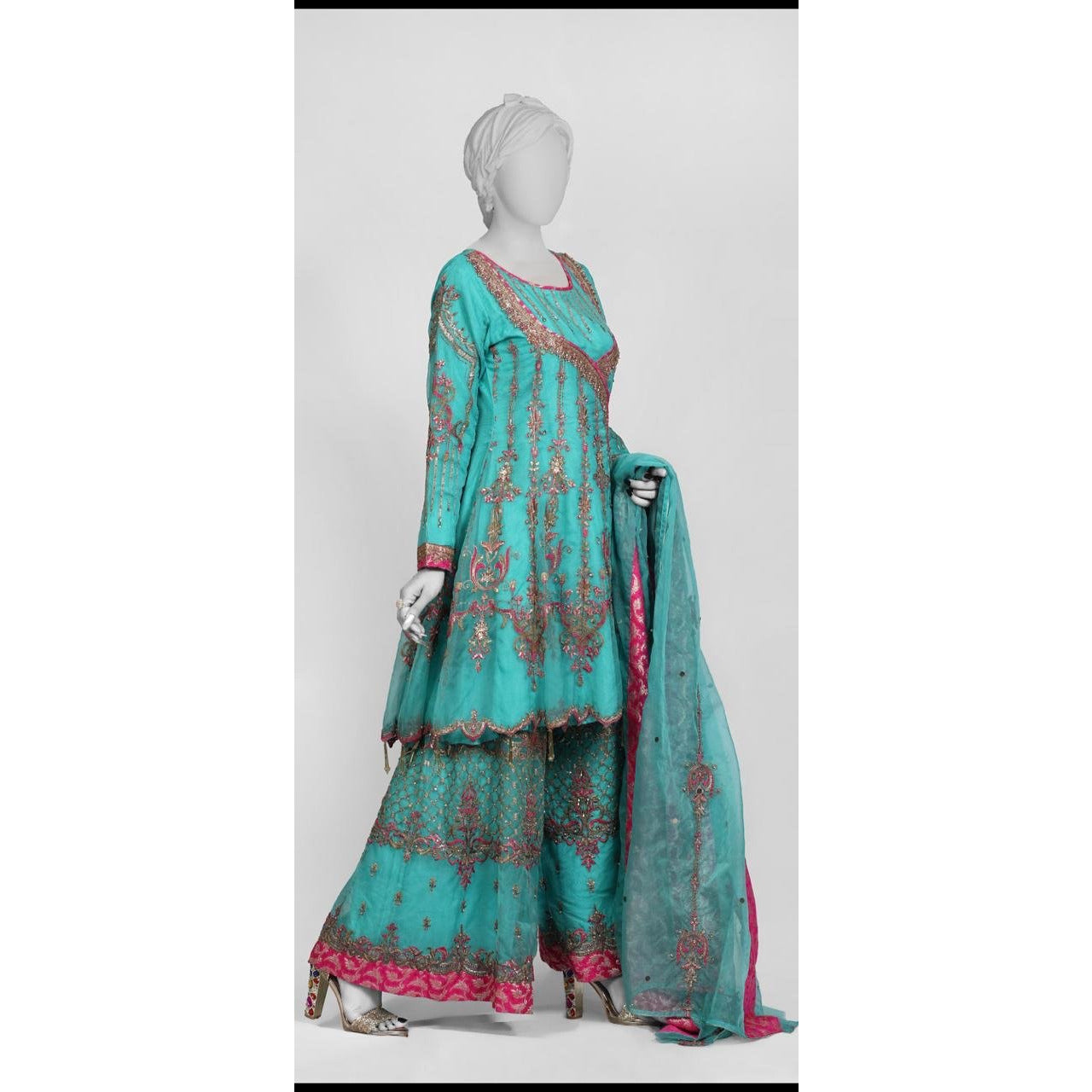 Frozy dress - couturebyfarah