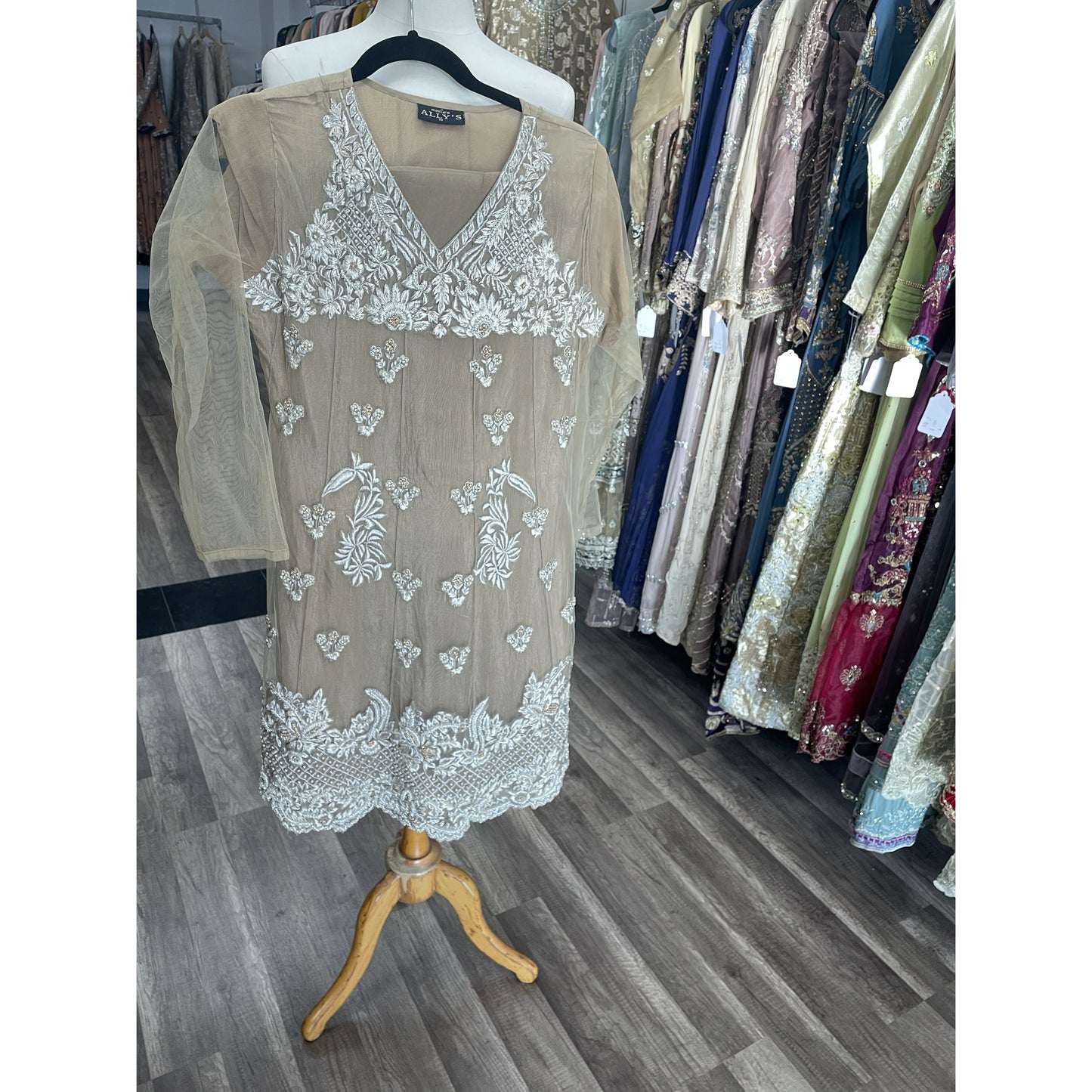 Skin net silver work